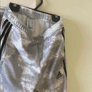 Adidas Men's Gray and Black Patterned Joggers